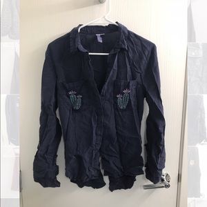 Francesca’s: Cactus Button Down